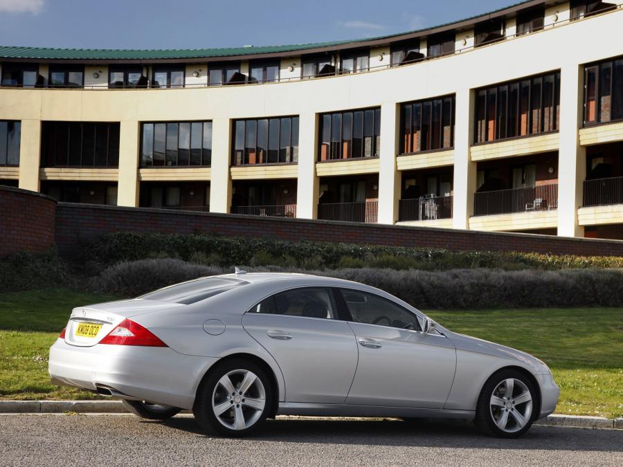  Mercedes-Benz CLS320 CDI 2008 года  (UK) (фото 9 из 14)